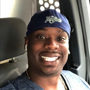 Meet your Posher, Julian